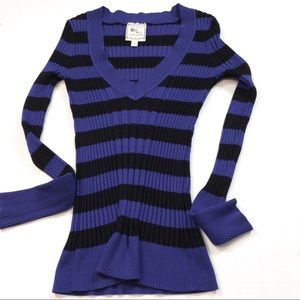 Pink Rose V-Neck Sweater Knit Purple - Size L